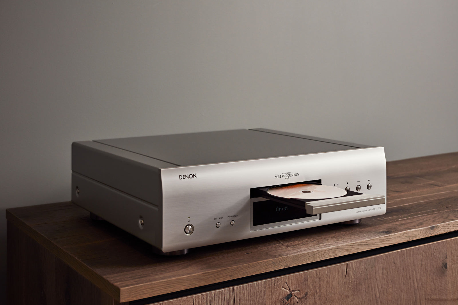 Denon DCD-1700NE CD/SACD Player