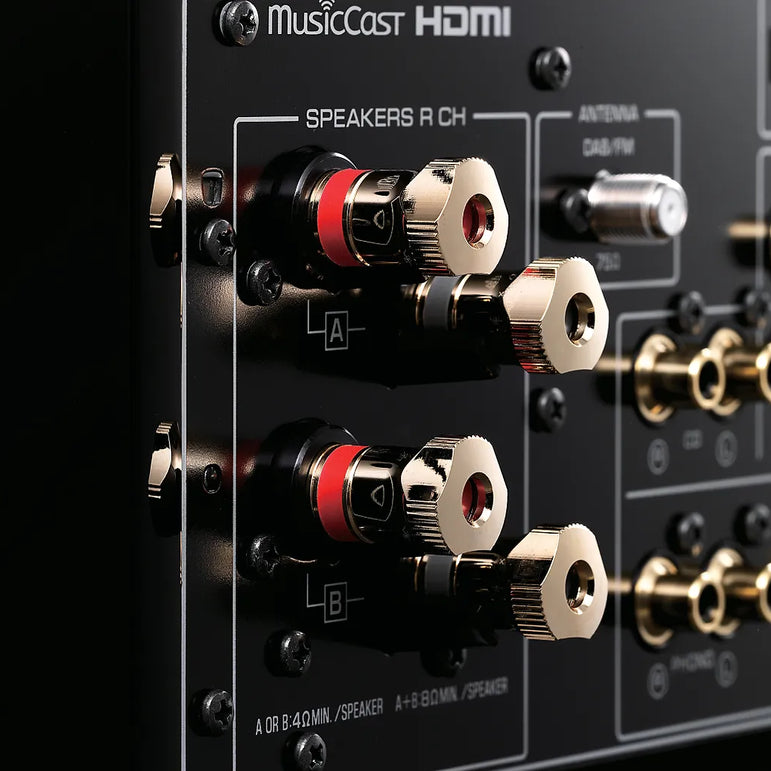 Yamaha R-N2000A verkkovahvistin