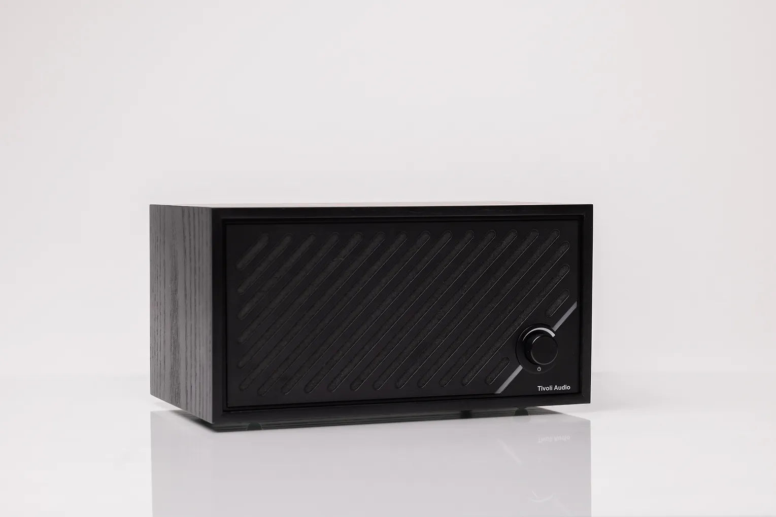 Tivoli Audio Model Two Digital WiFi- / Bluetooth-kaiutin