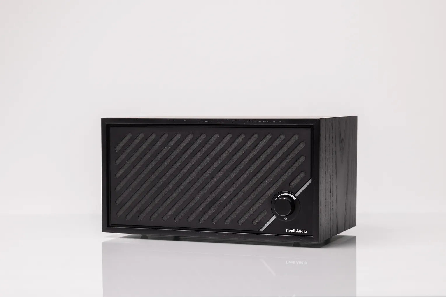 Tivoli Audio Model Two Digital WiFi- / Bluetooth-kaiutin
