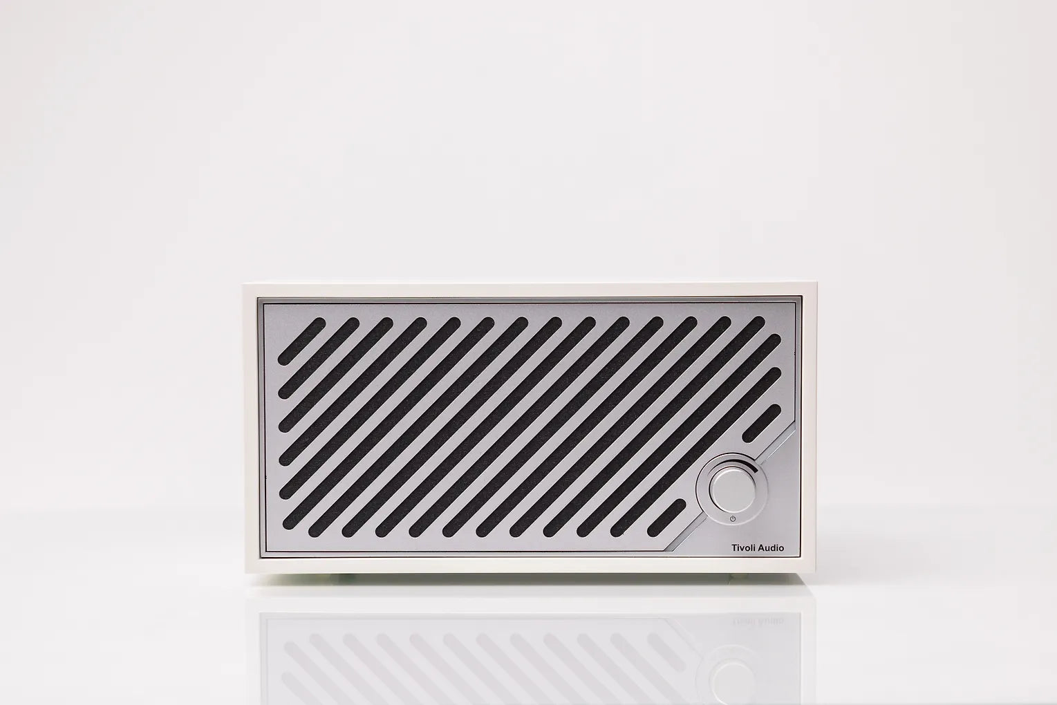 Tivoli Audio Model Two Digital WiFi- / Bluetooth-kaiutin