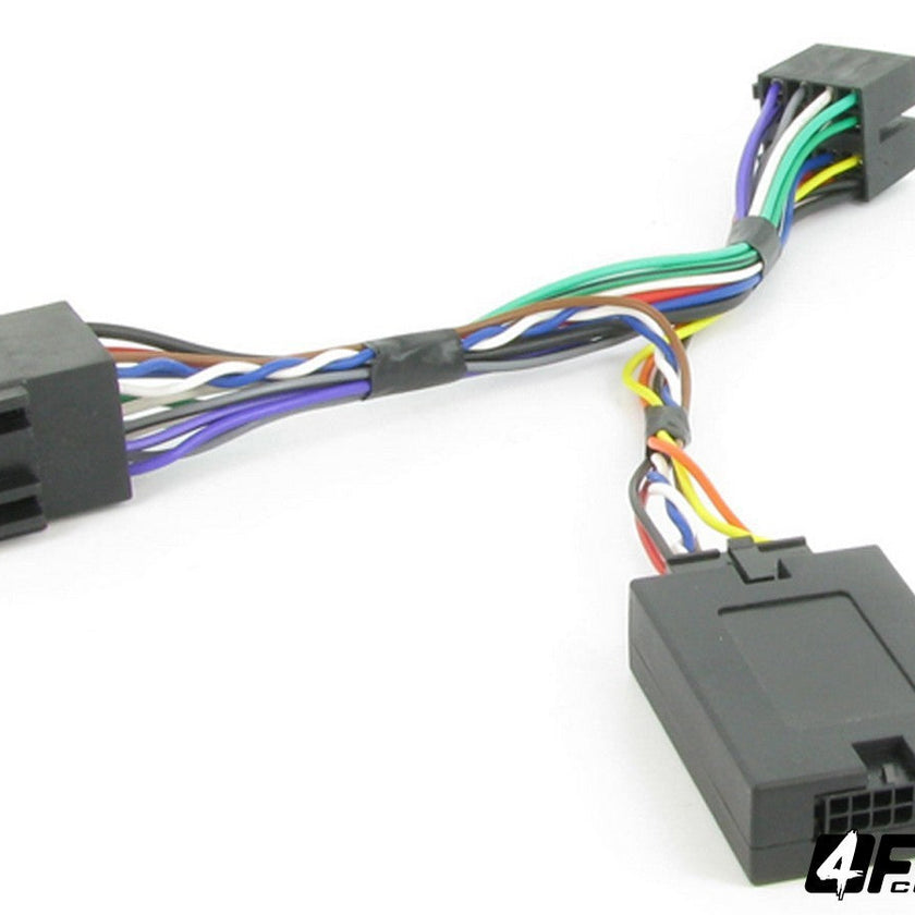 FOUR Connect Peugeot rattiohjain-adapteri 4-CTSPG006