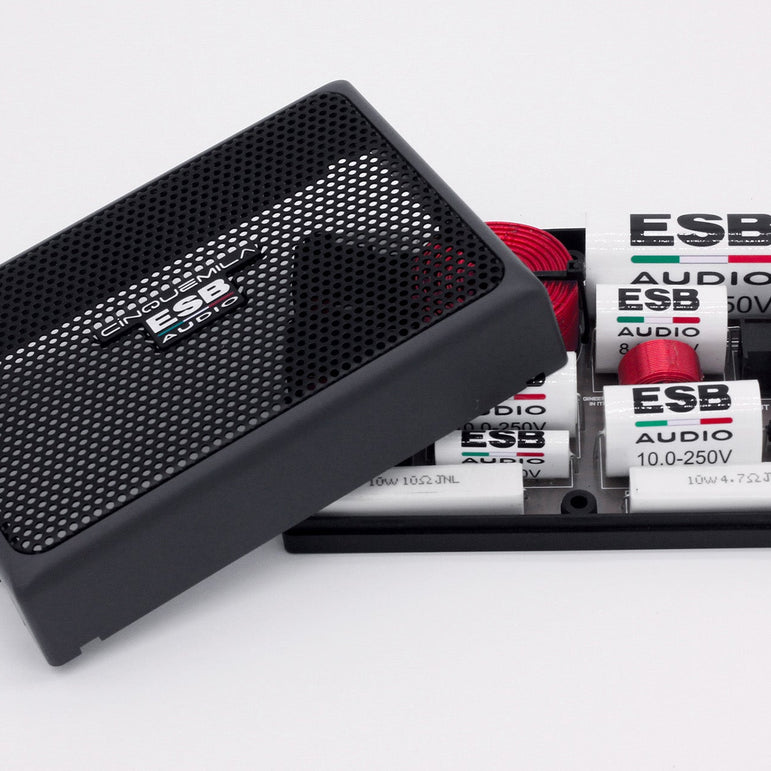 ESB Audio 5.6K2 CX 2-tie passiivinen jakosuodin liittimet ja komponentit