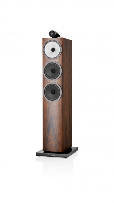 Bowers & Wilkins 703 S3 lattiakaiutinpari