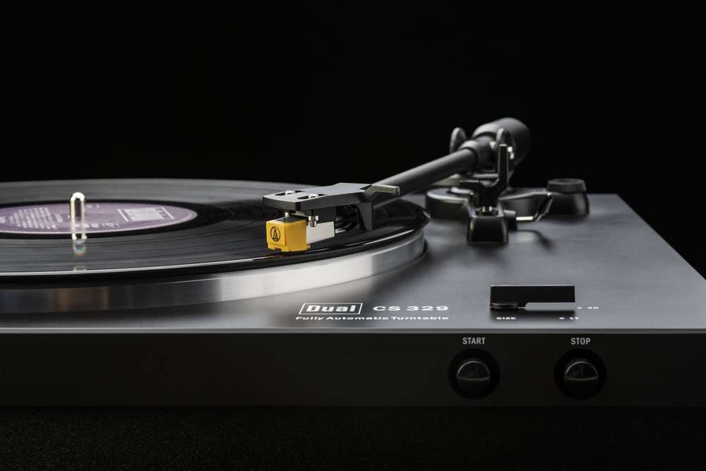 Dual CS 329 Fully Automatic Turntable with AT91 Cartridge