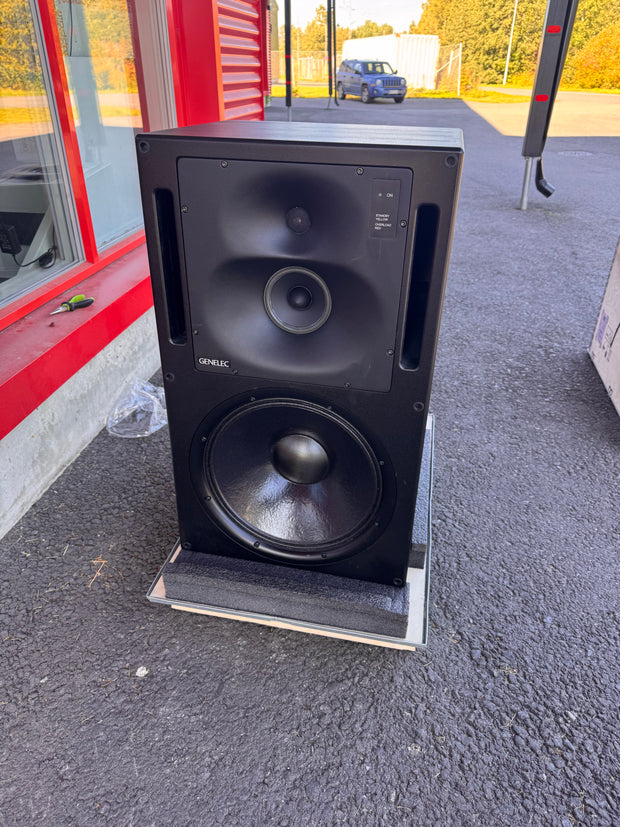 Genelec 1238A pair, trade-in unit, factory-inspected, 2-year warranty.