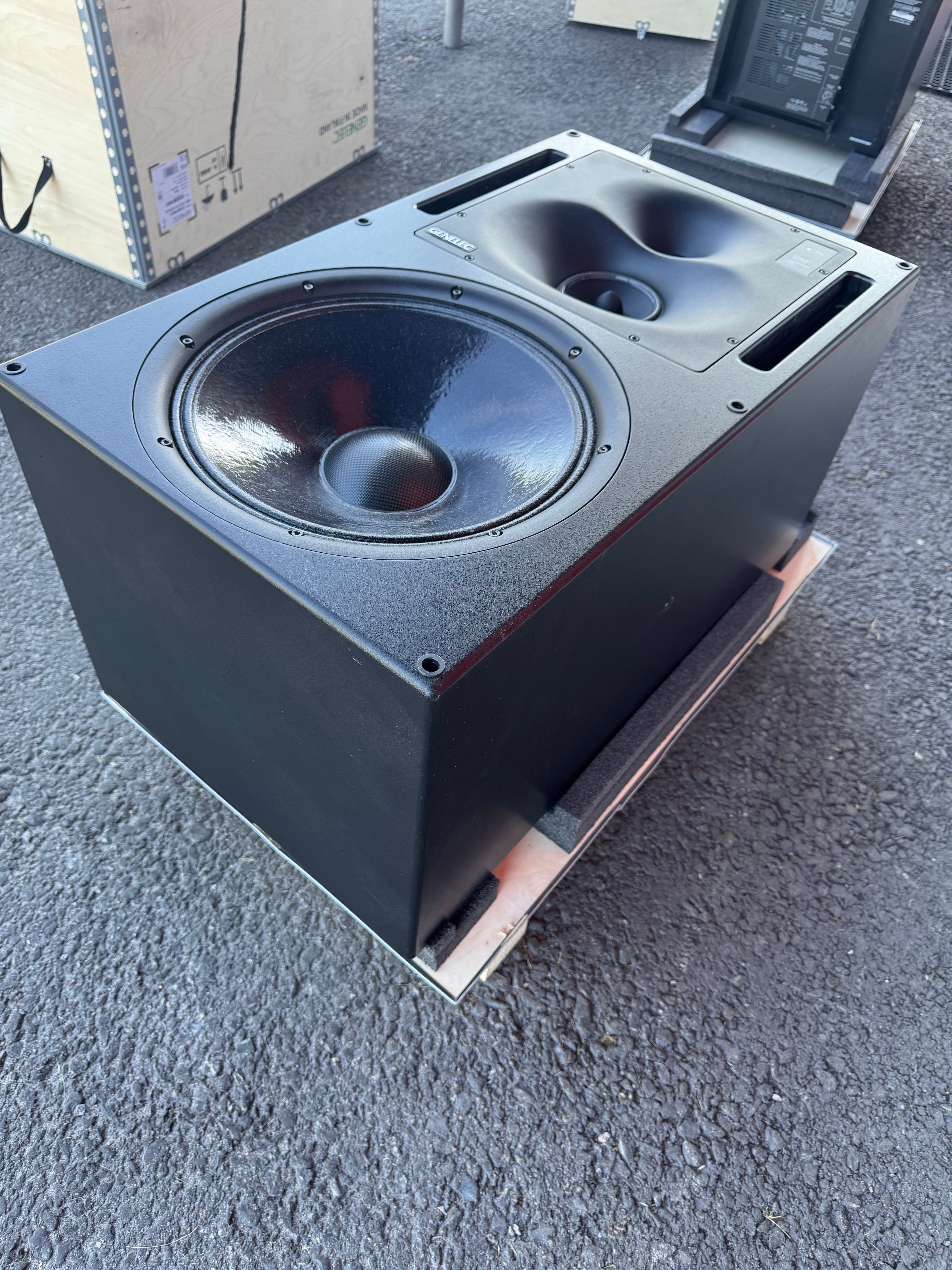 Genelec 1238A pair, trade-in unit, factory-inspected, 2-year warranty.