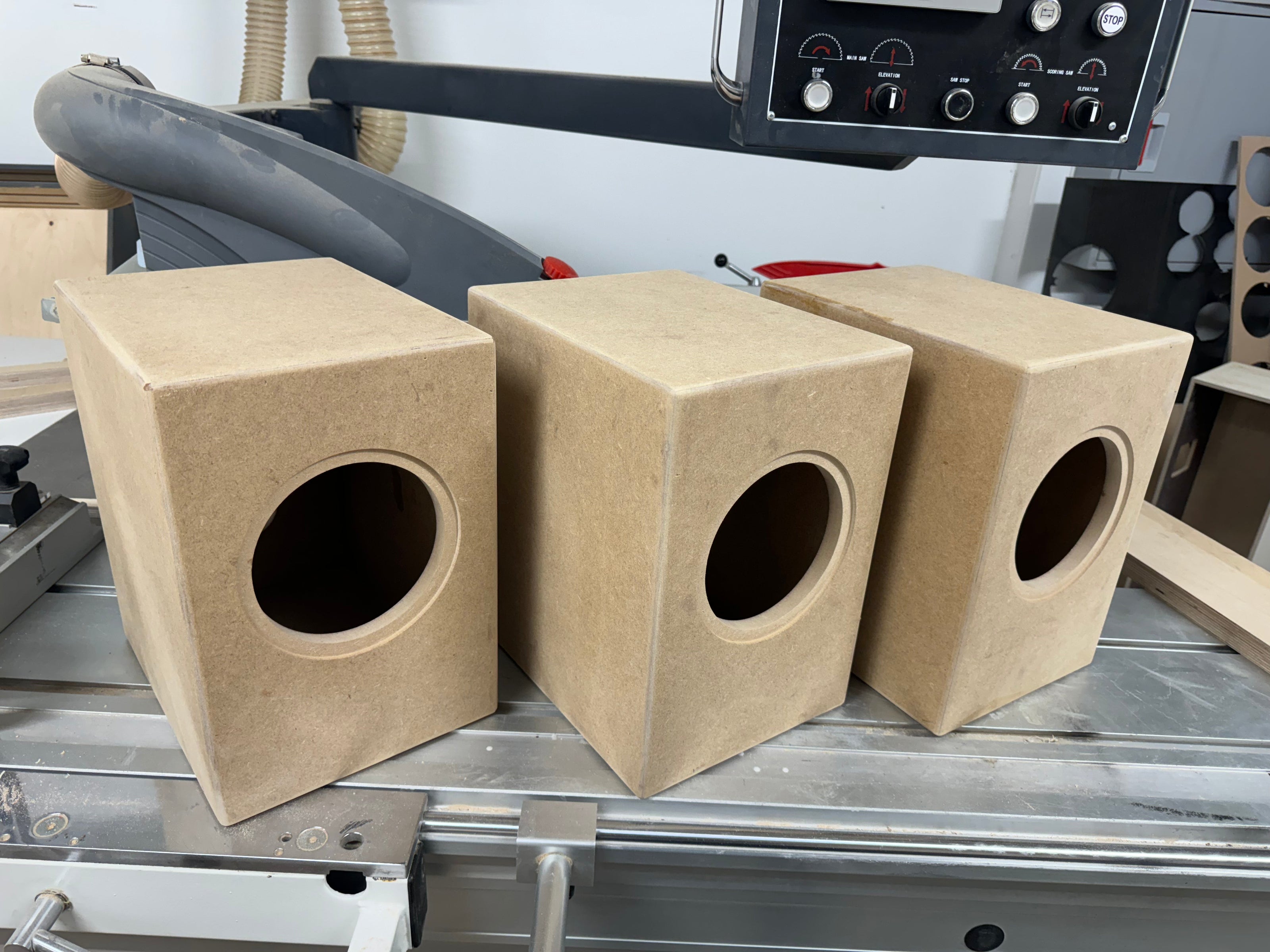 Hifikaupat Custom subwooferkotelo