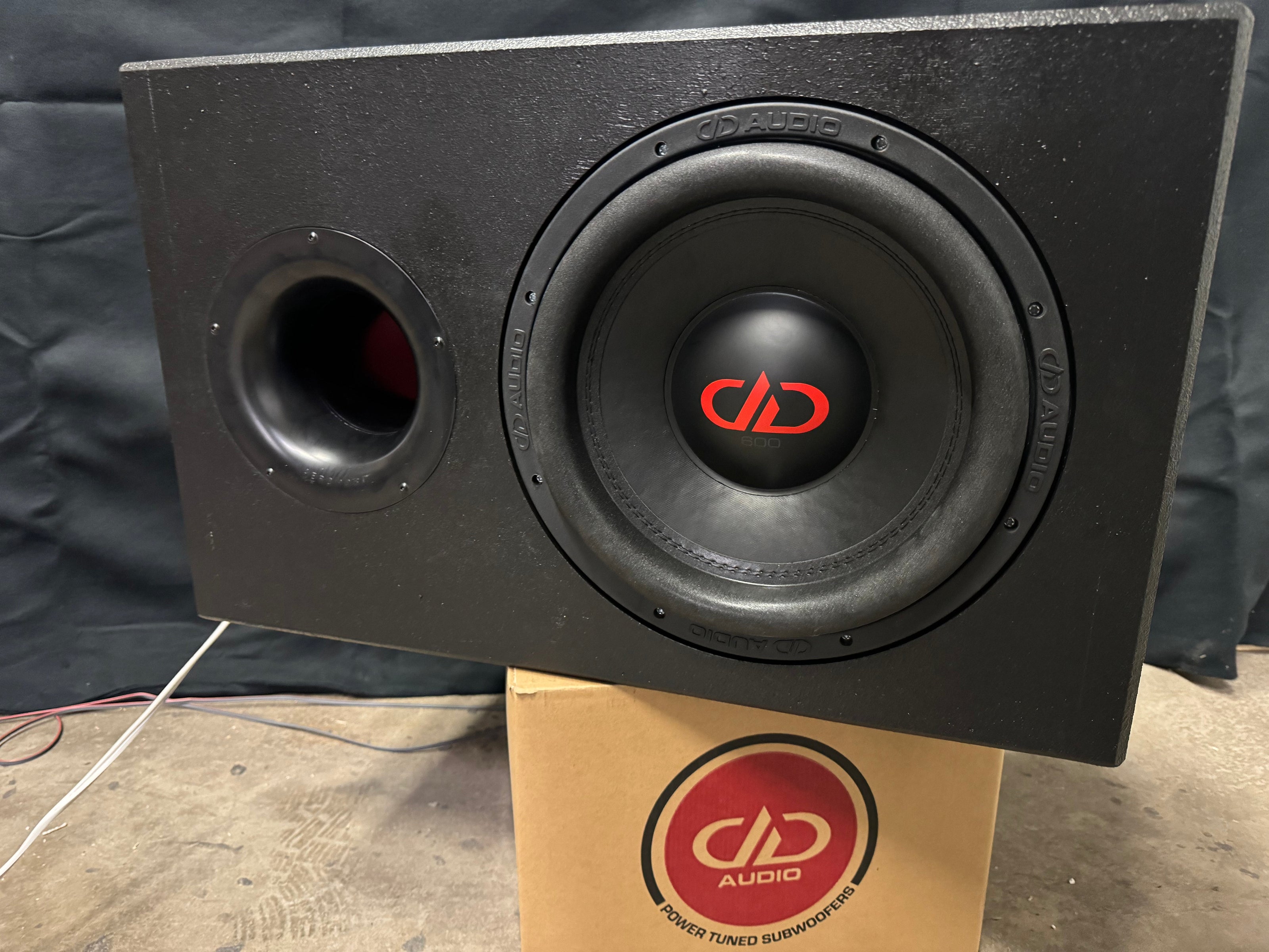 Hifikaupat Custom subwooferkotelo