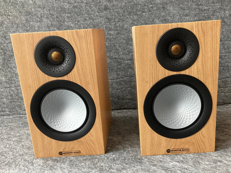 Monitor Audio 50 Silver 7G, vaihtolaite, Väri tammi