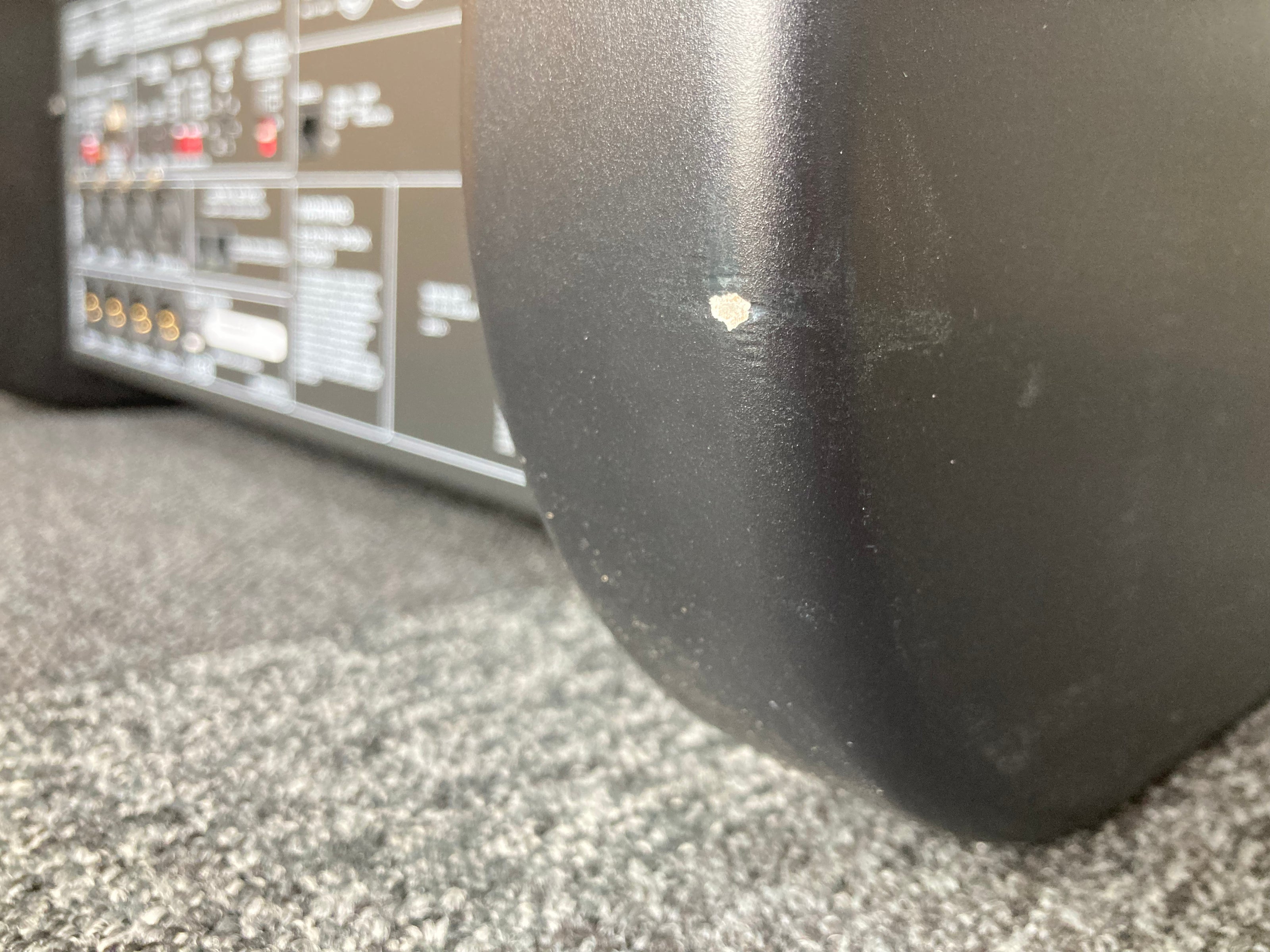 Genelec 7270A, vaihtolaite