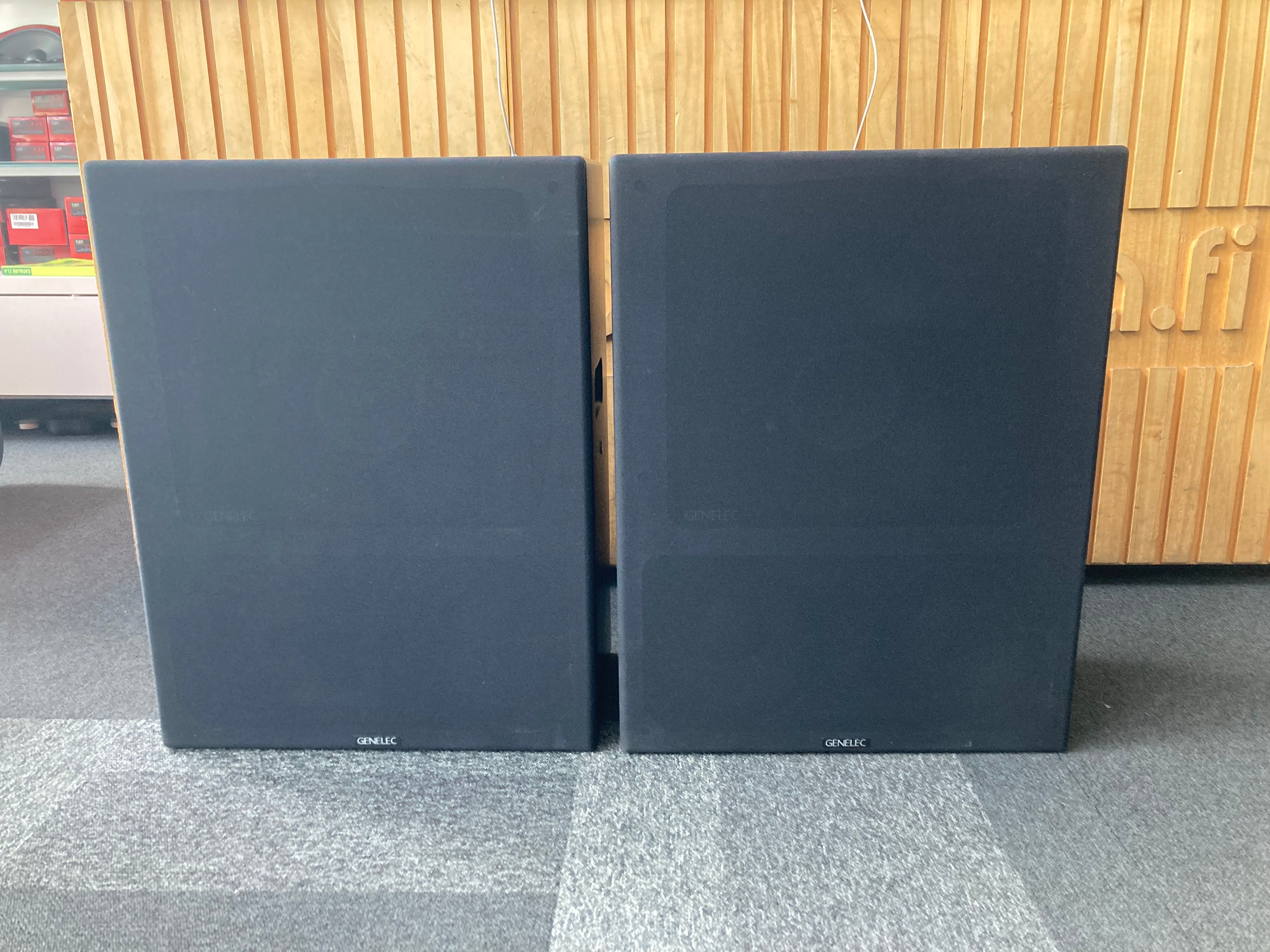 Genelec 1238CF, vaihtopari