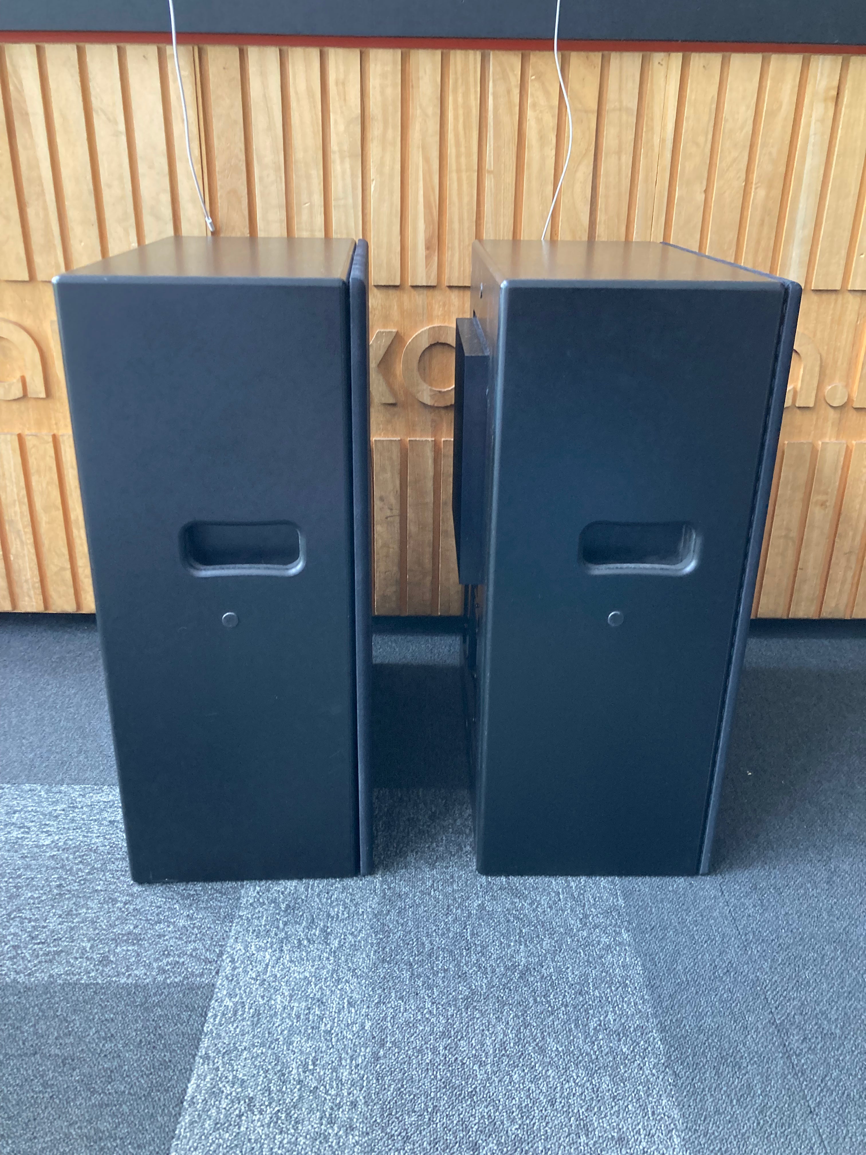 Genelec 1238CF, vaihtopari