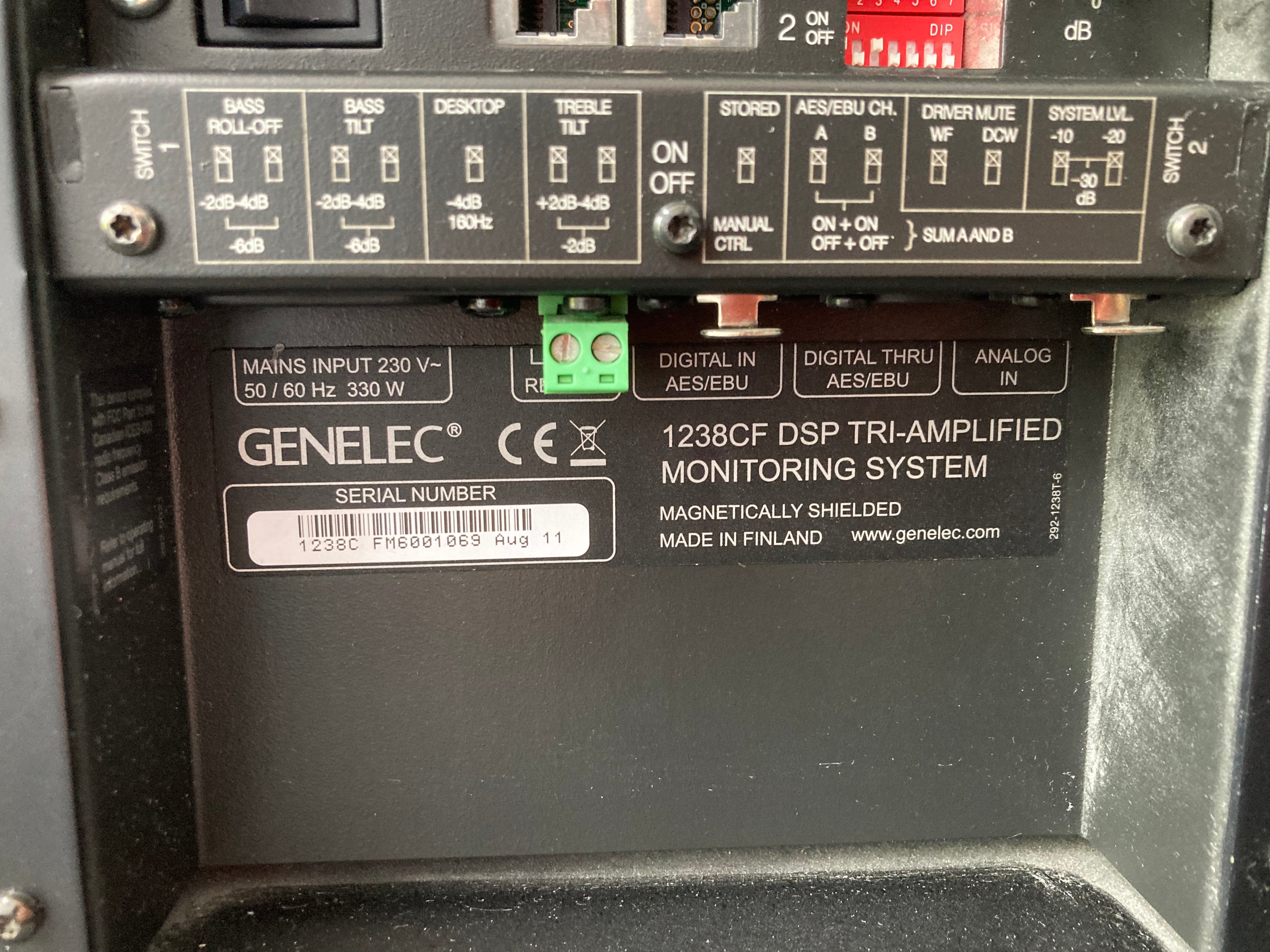 Genelec 1238CF, vaihtopari