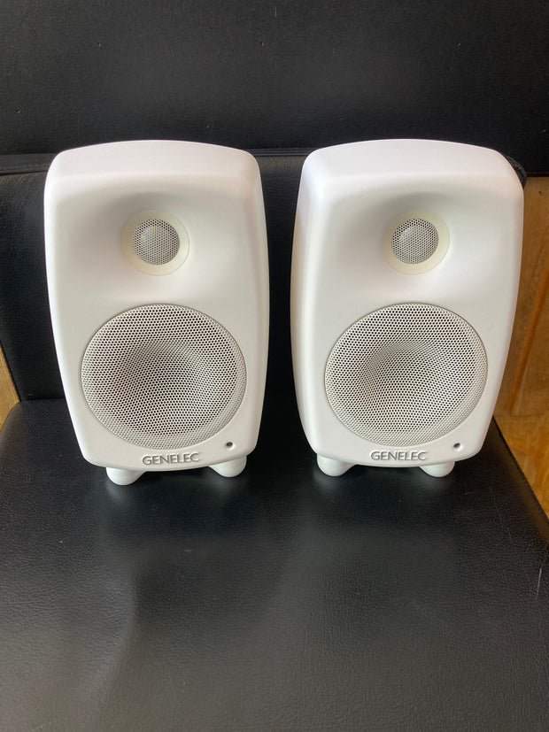 Genelec G Two (G2) – Aktiivikaiutinpari (vaihtolaite)
