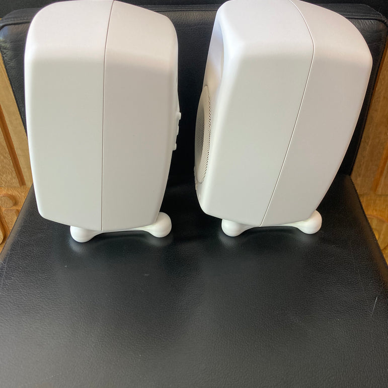 Genelec G Two (G2) – Aktiivikaiutinpari (vaihtolaite)