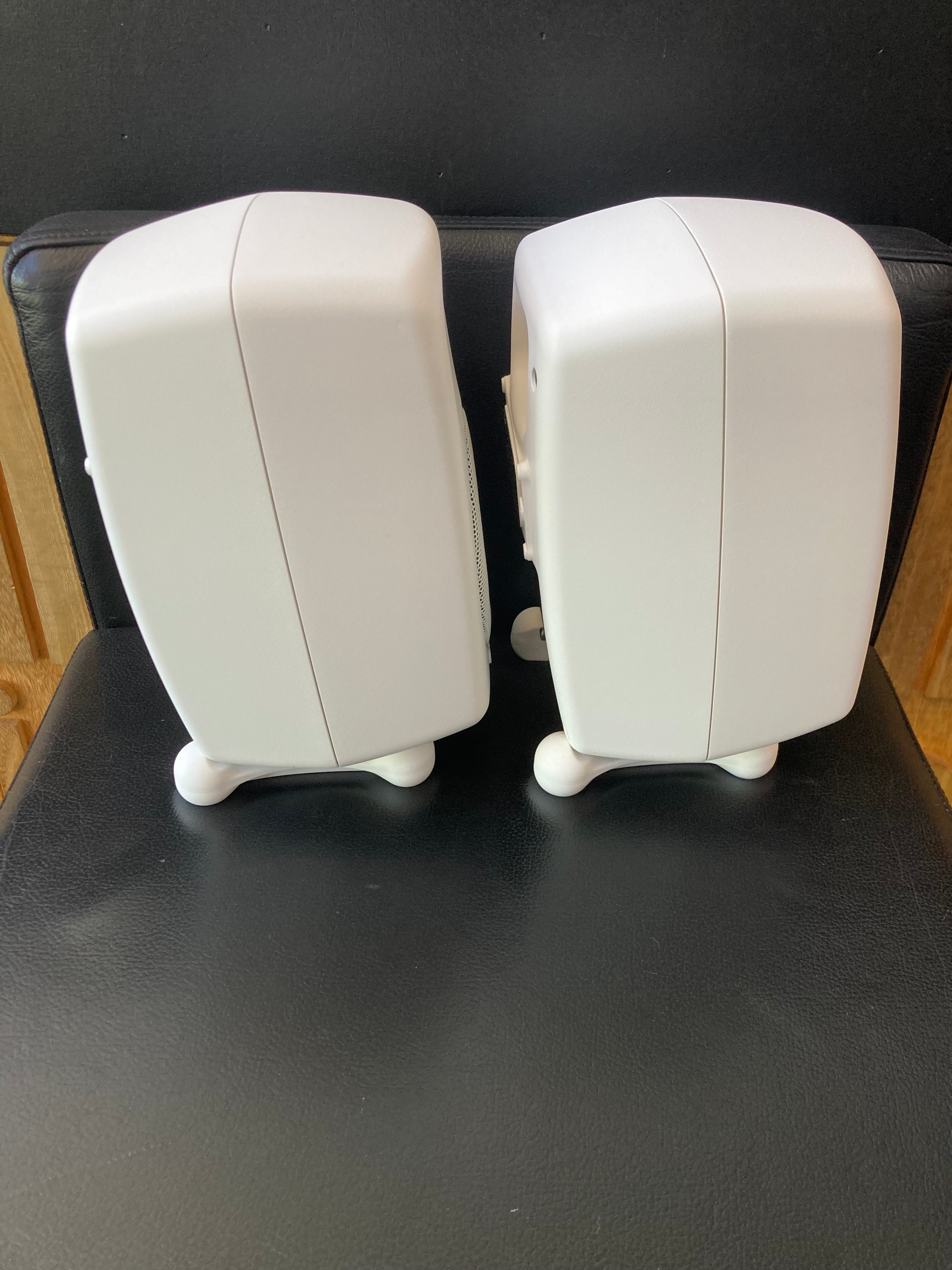 Genelec G Two (G2) – Aktiivikaiutinpari (vaihtolaite)