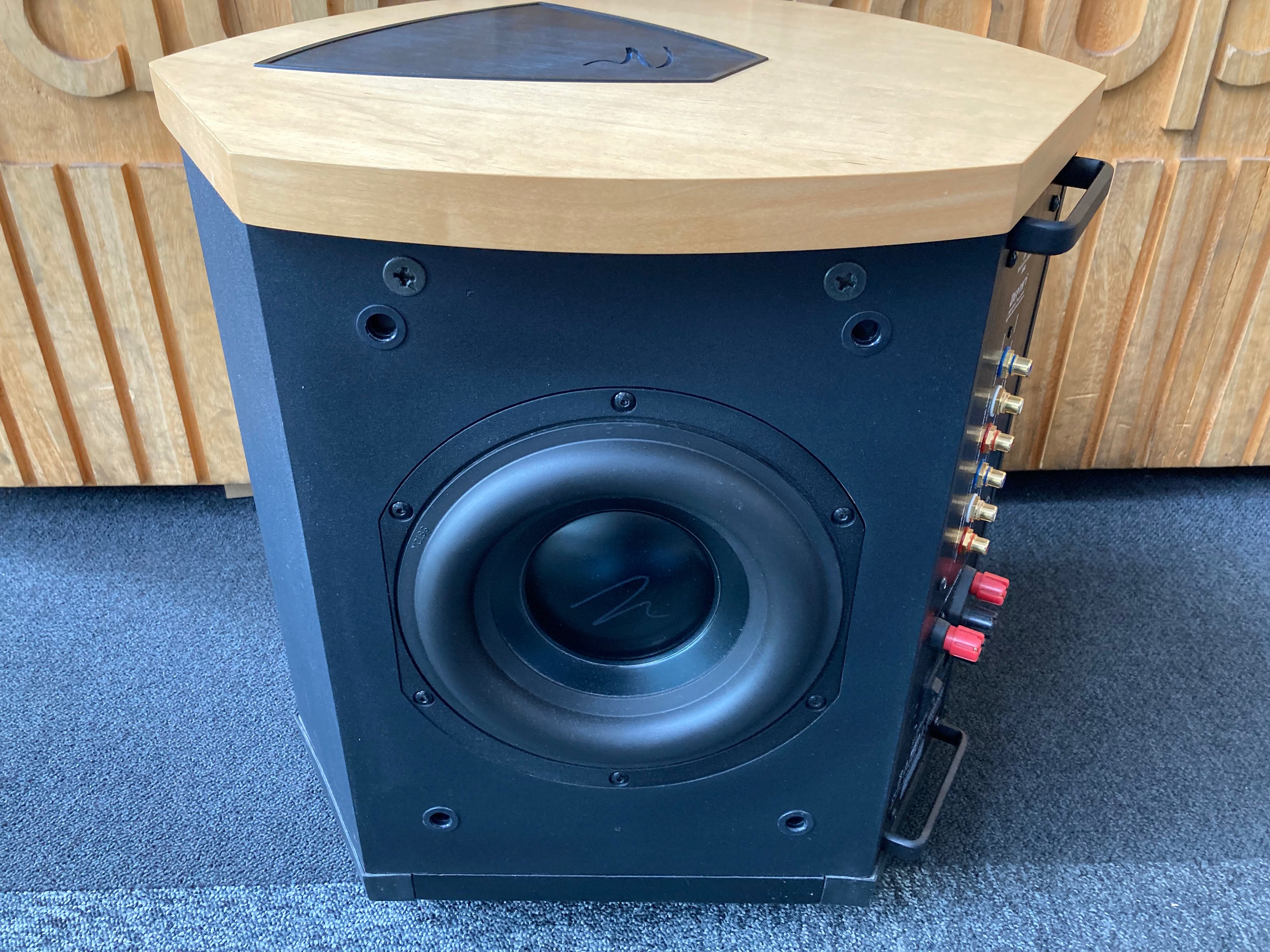 Martin Logan ESL Depth i subwoofer, vaihtolaite