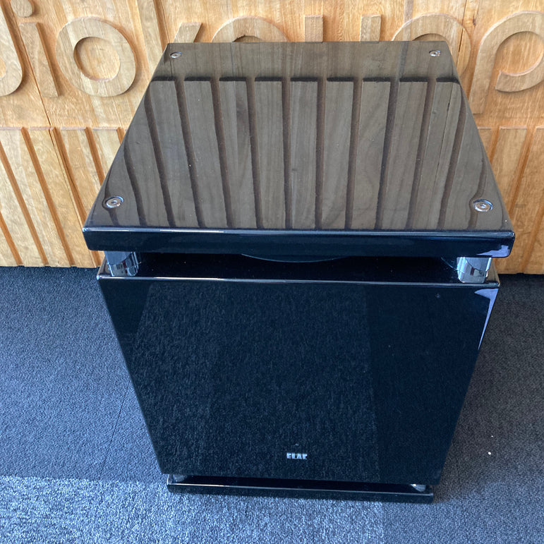 ELAC SUB 7020 aktiivisubbari – vaihtolaite