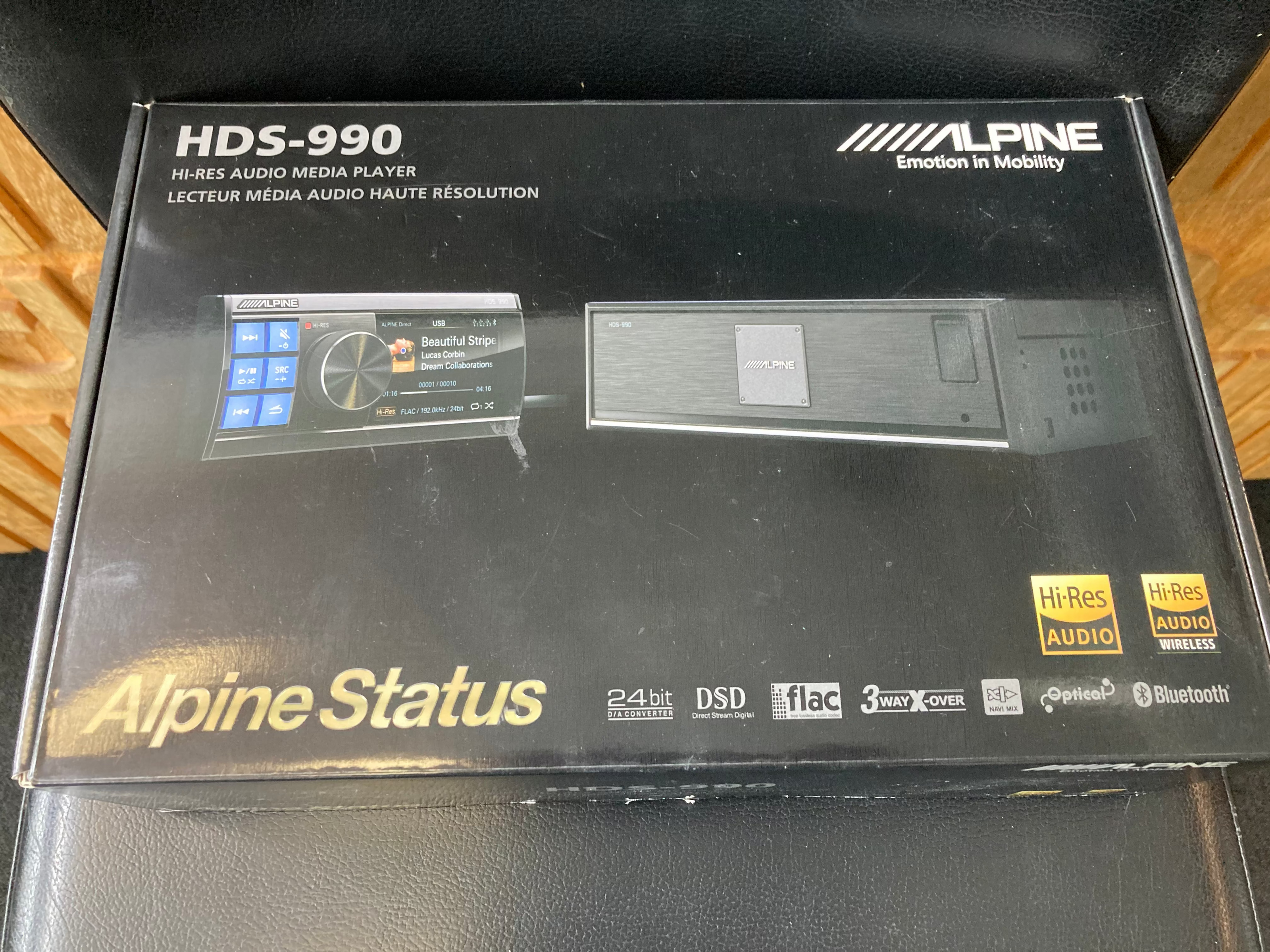 Alpine HDS-990 Hi-Res Audio Media Player – Good Condition