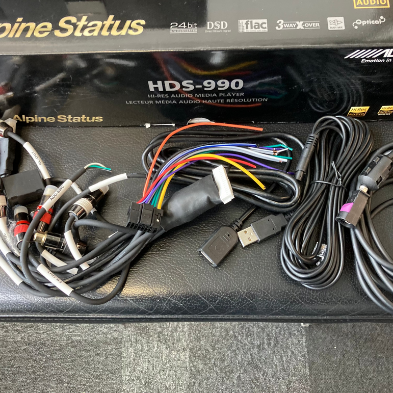 Alpine HDS-990 Hi-Res Audio Media Player – Good Condition
