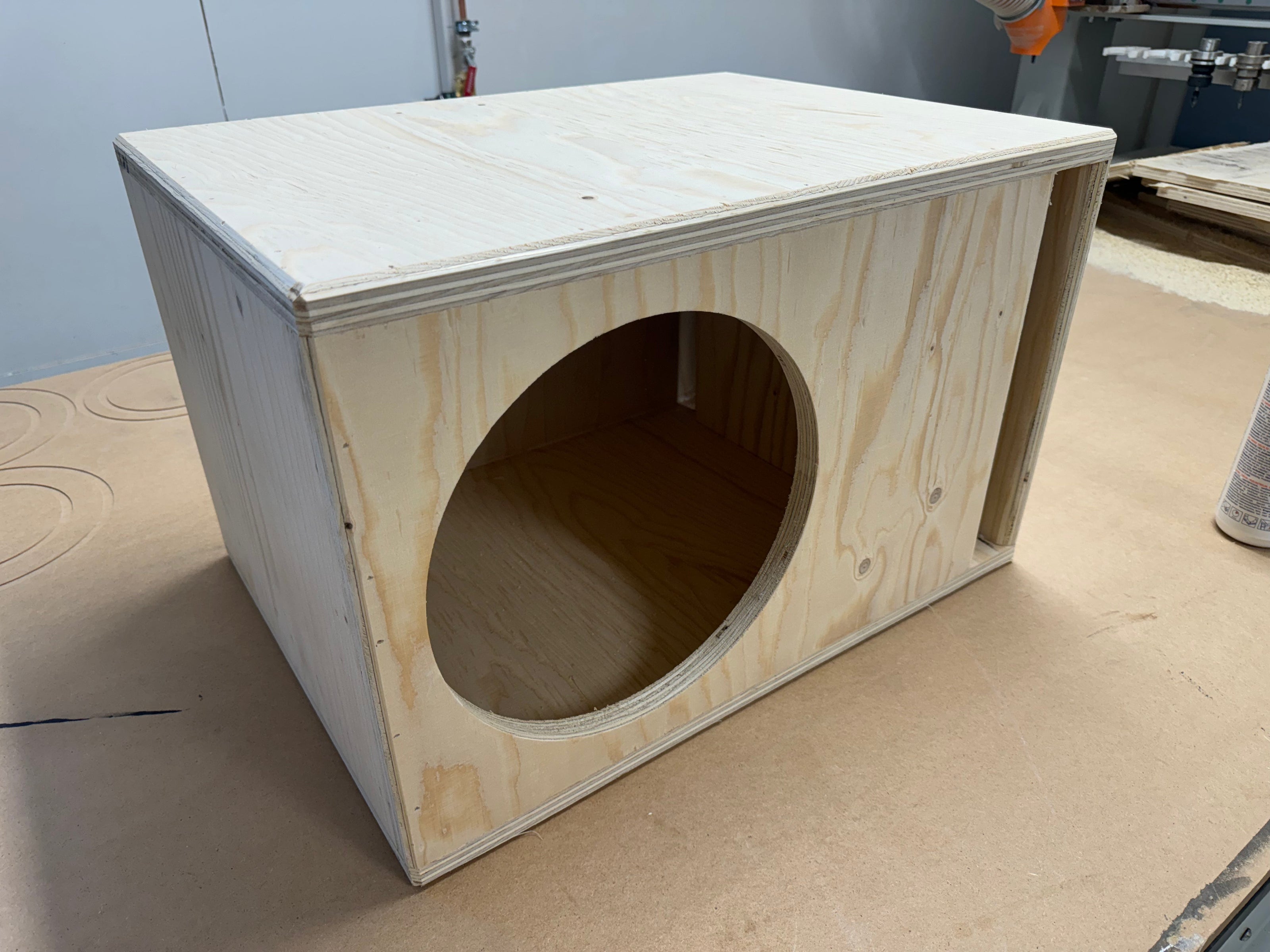 Hifikaupat Custom subwooferkotelo