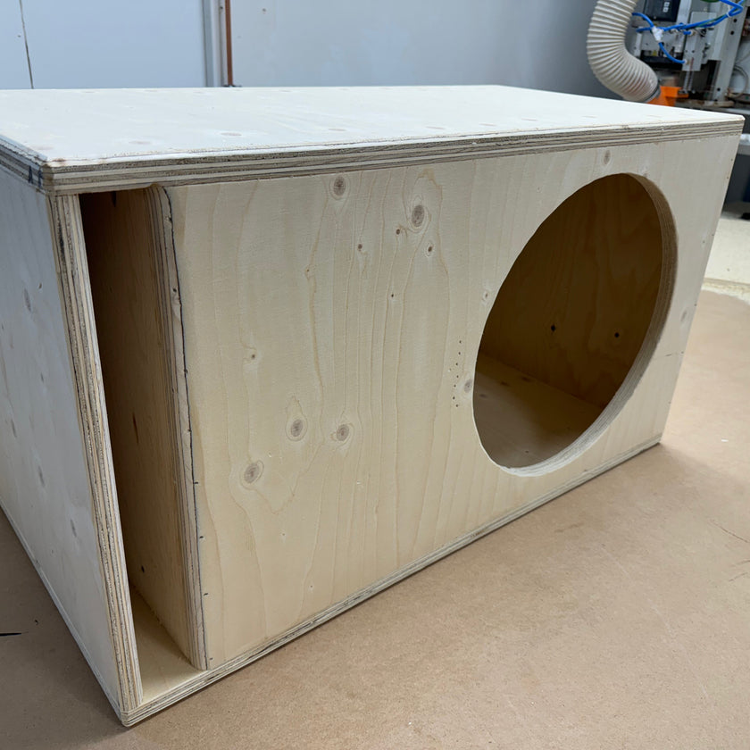 Hifikaupat.fi PBL15R Reflex Enclosure for 15" Woofer
