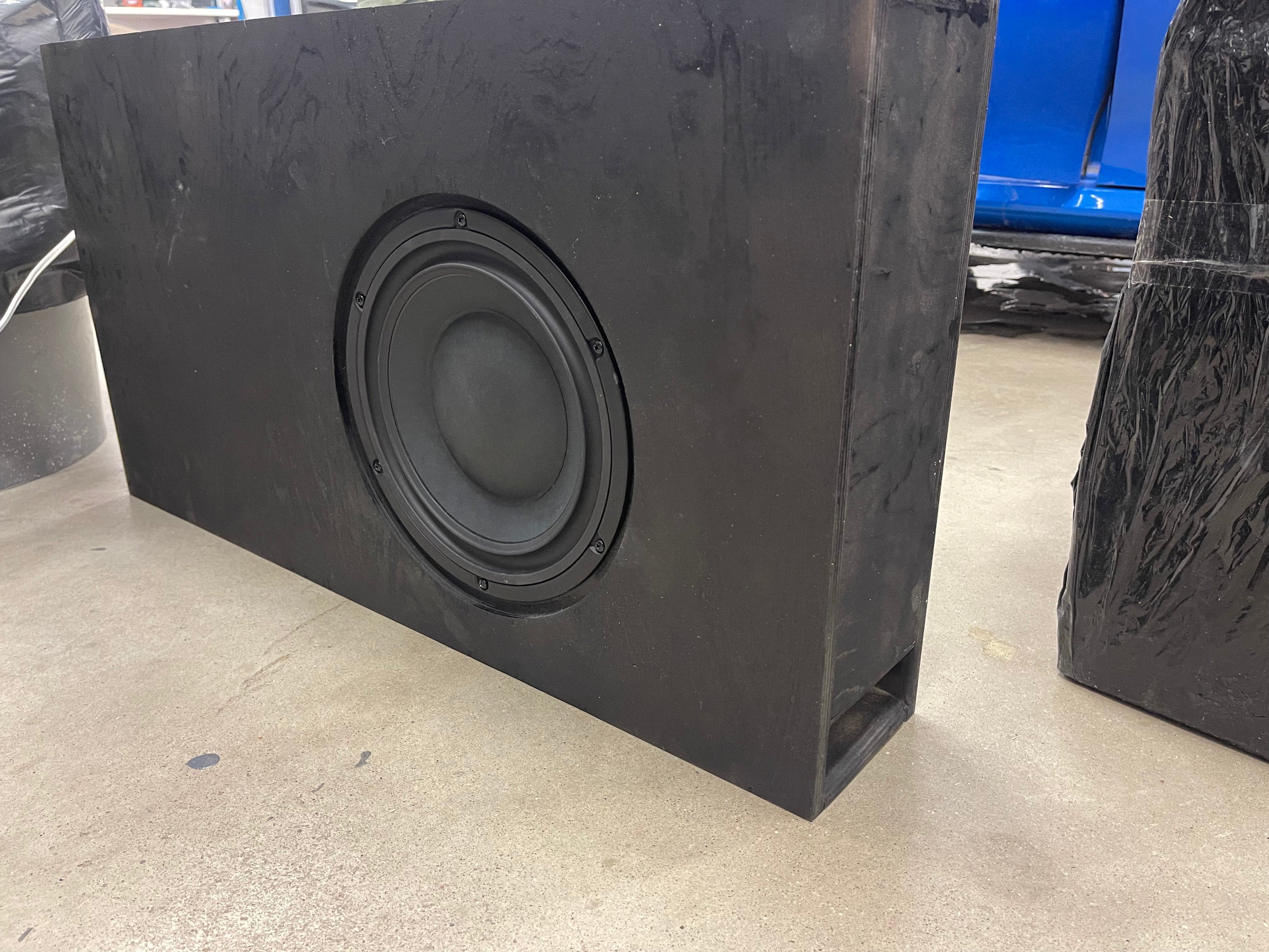 Hifikaupat Custom subwooferkotelo