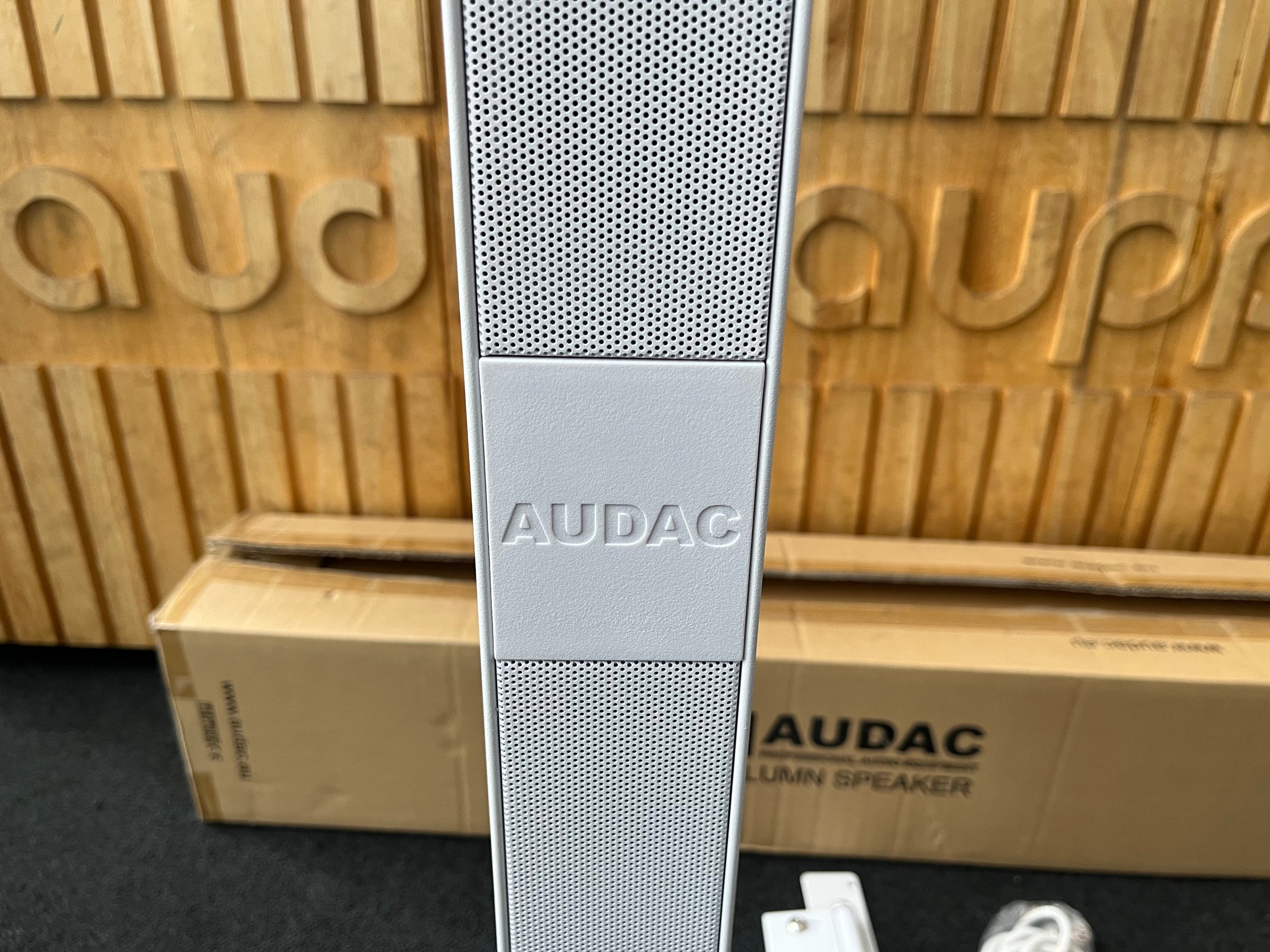 AUDAC AXIR/OW- Ulkokaiutin