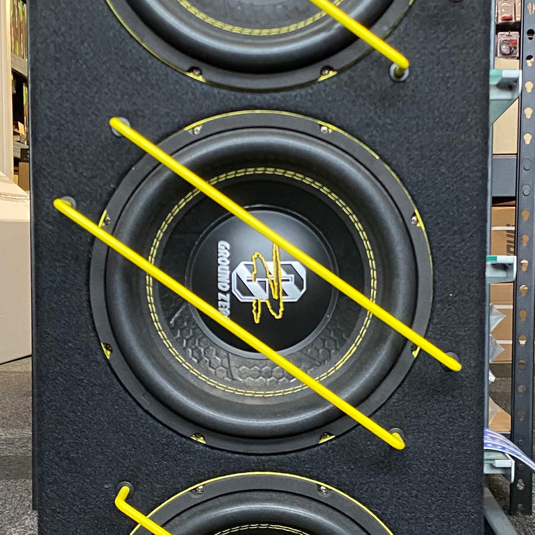 Ground Zero GZIB 3.250SPL koteloidut subwooferit, 3x10