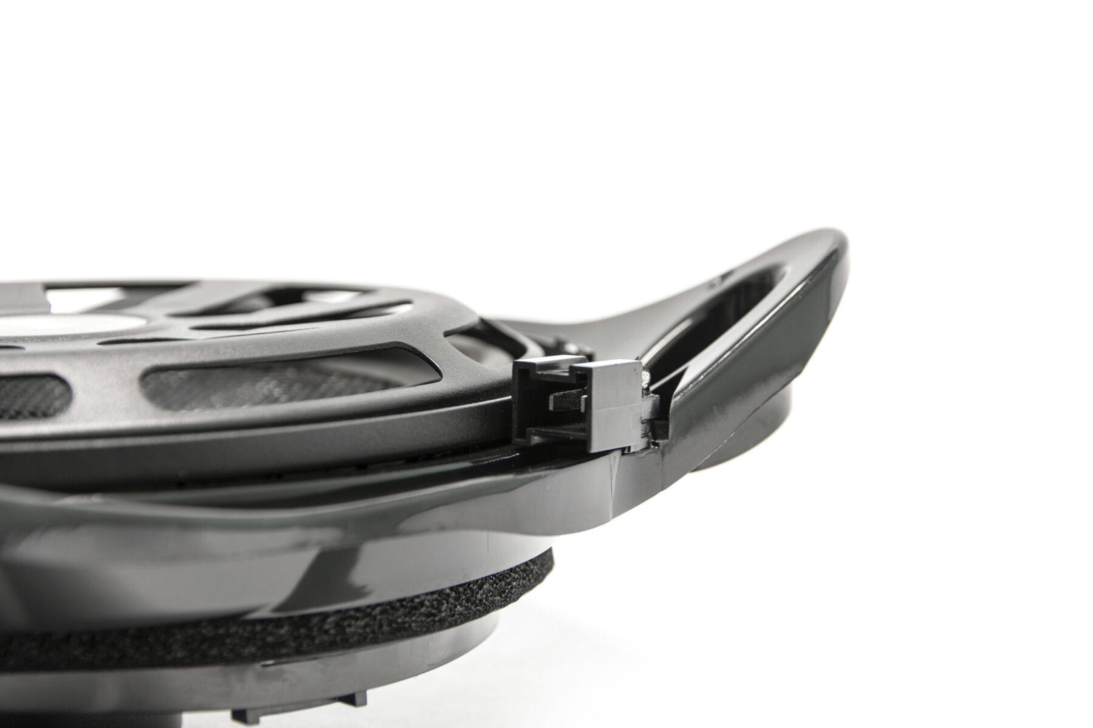 BLAM MB200W subwoofer metallirunko ja neodyymimagneetti
