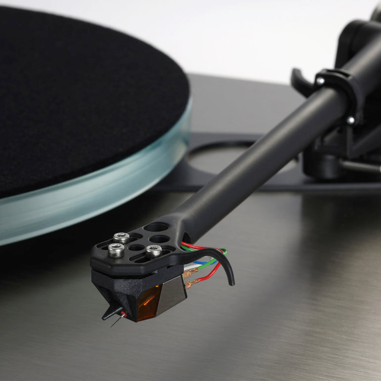 Rega Planar 6 RS (Rega Special) levysoitin 2