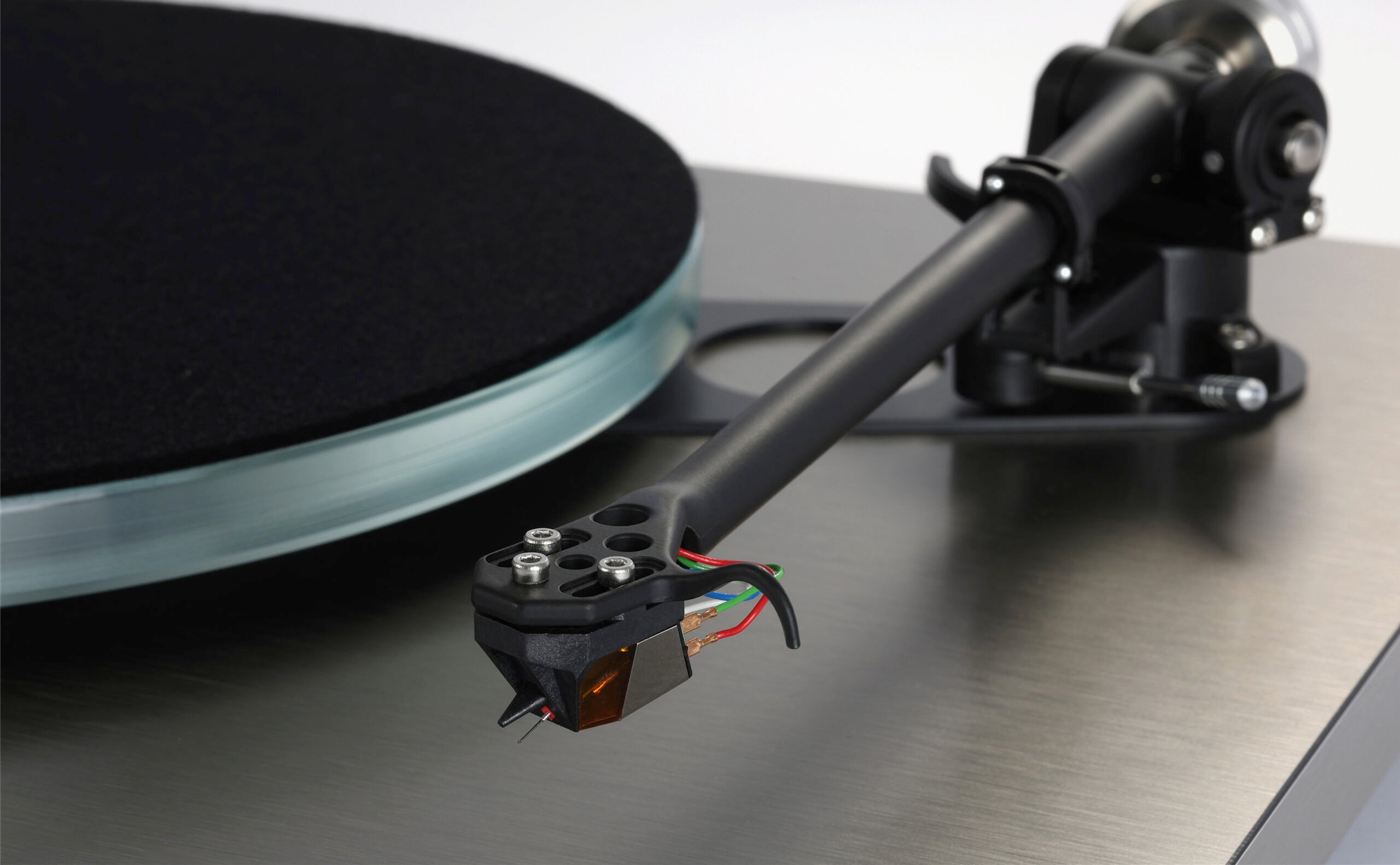 Rega Planar 6 RS (Rega Special) levysoitin 2