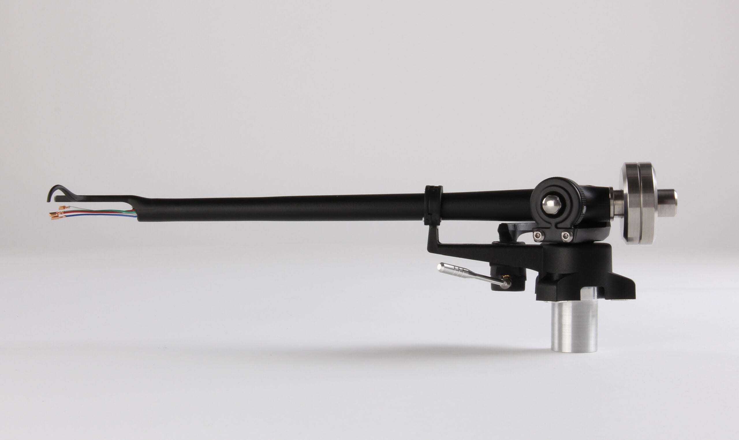 Rega RB880 äänivarsi