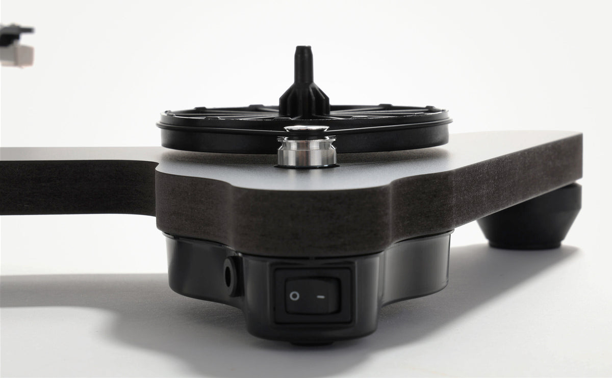 Rega Replay levysoitin - Carbon MM, RB110, mattamusta