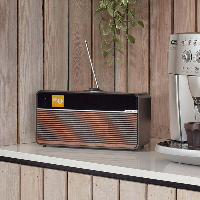 Ruark Audio R2 MK4 pöytäradio