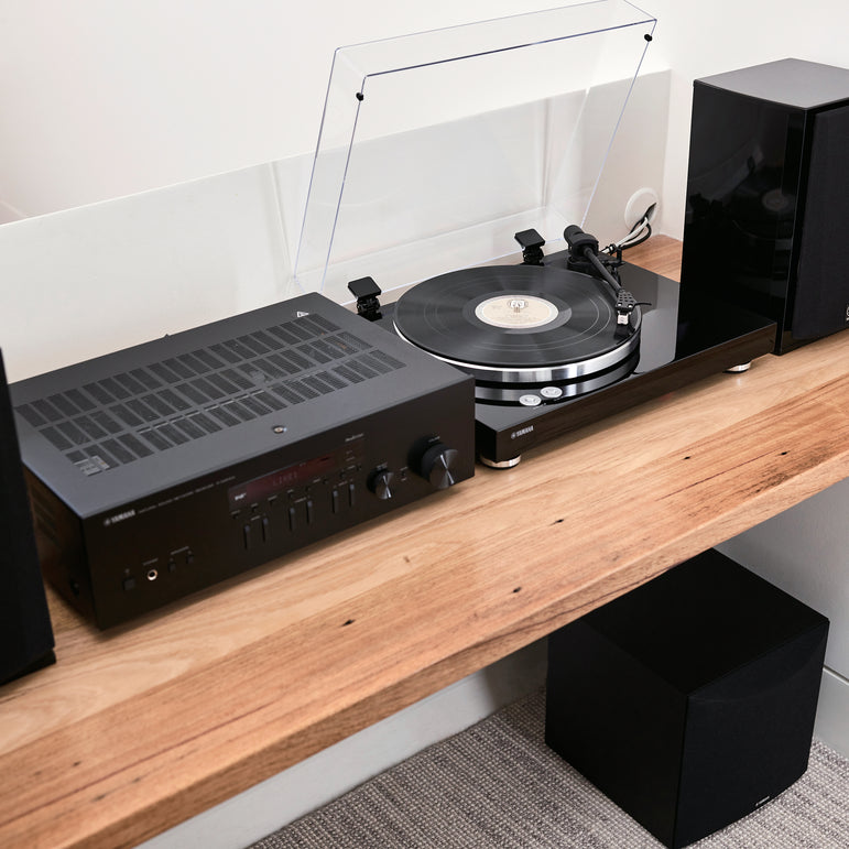 Yamaha TT-S303 levysoitin