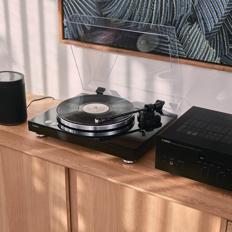 Yamaha TT-S303 levysoitin