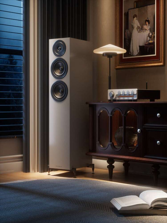 Wharfedale Diamond 12.3i lattiakaiutinpari