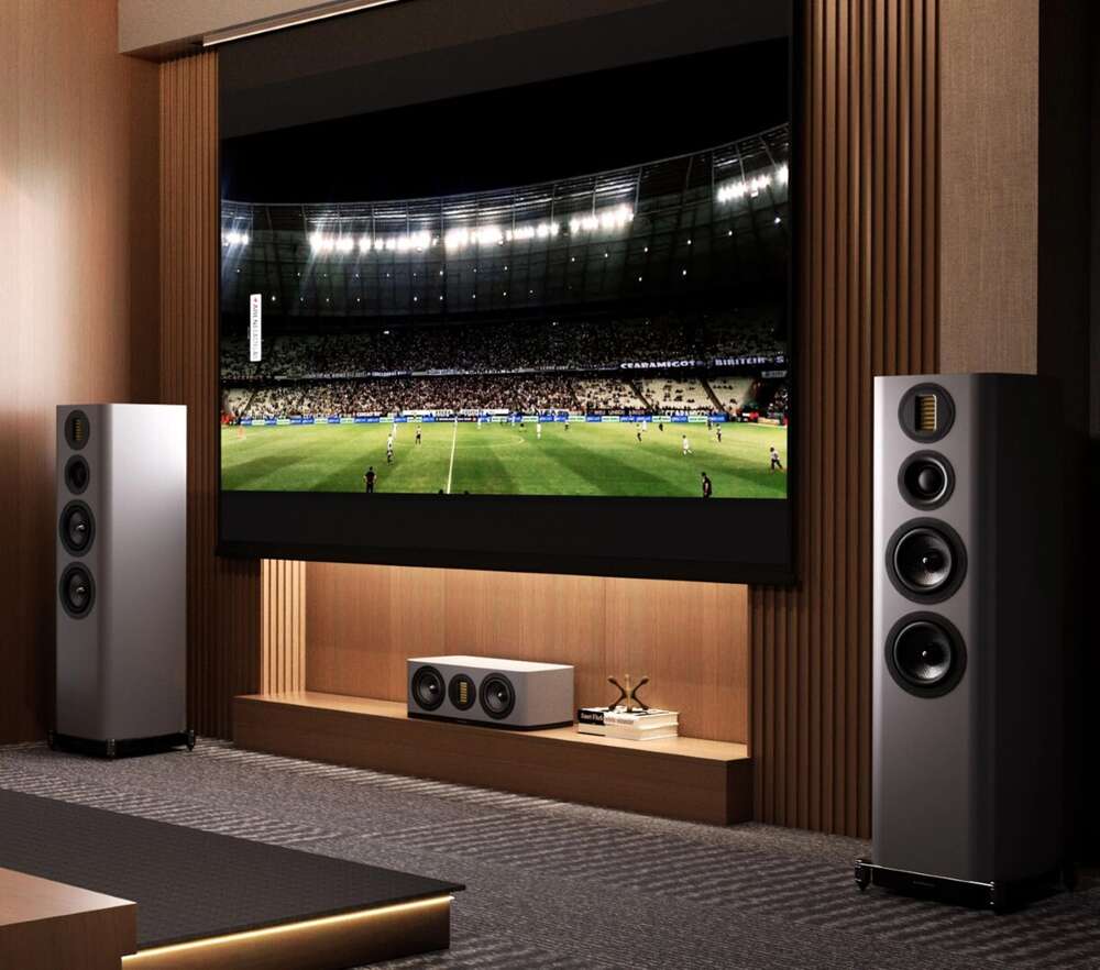 Wharfedale EVO 5.4 lattiakaiutinpari