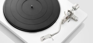 Denon DP-400 levysoitin