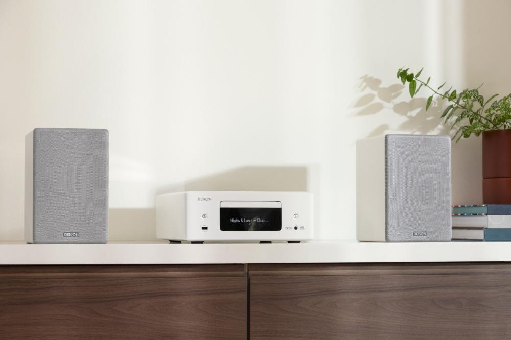 Denon CEOL N12 audiojärjestelmä SC-N10 kaiuttimilla