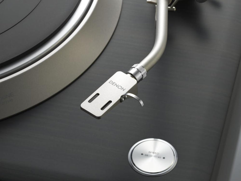Denon DP-3000 suoravetoinen levysoitin