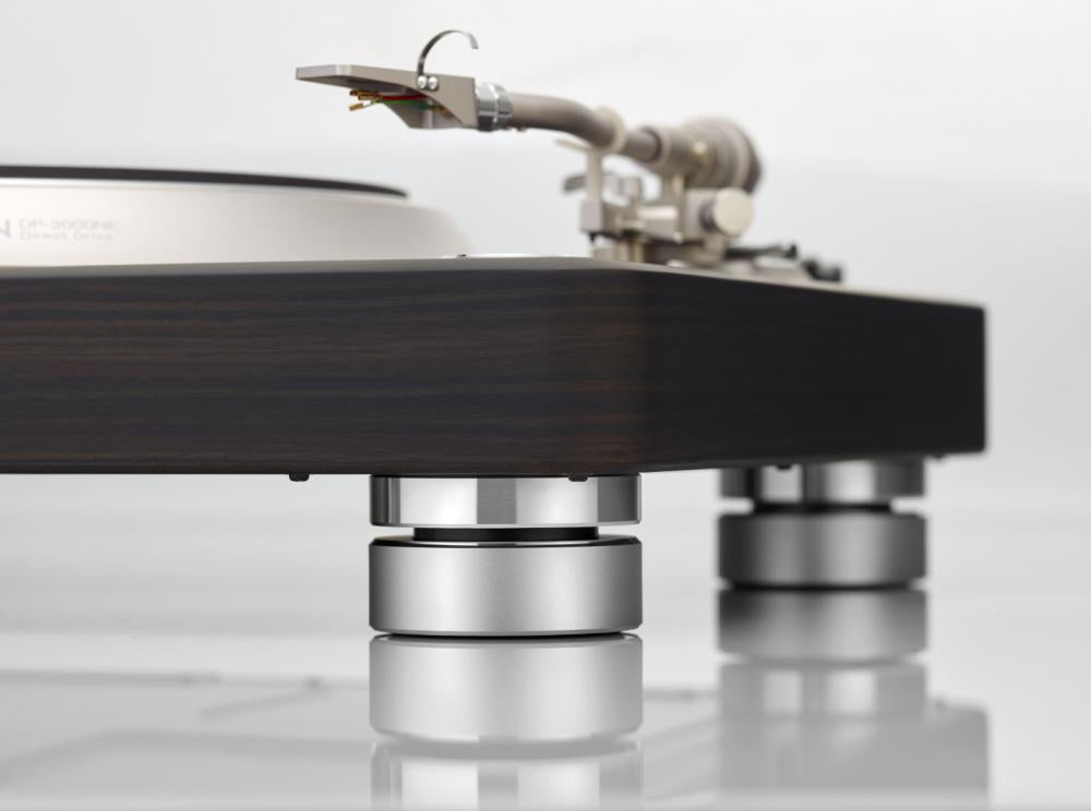 Denon DP-3000 suoravetoinen levysoitin