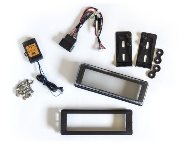 Harley Davidson 1-din installation kit.