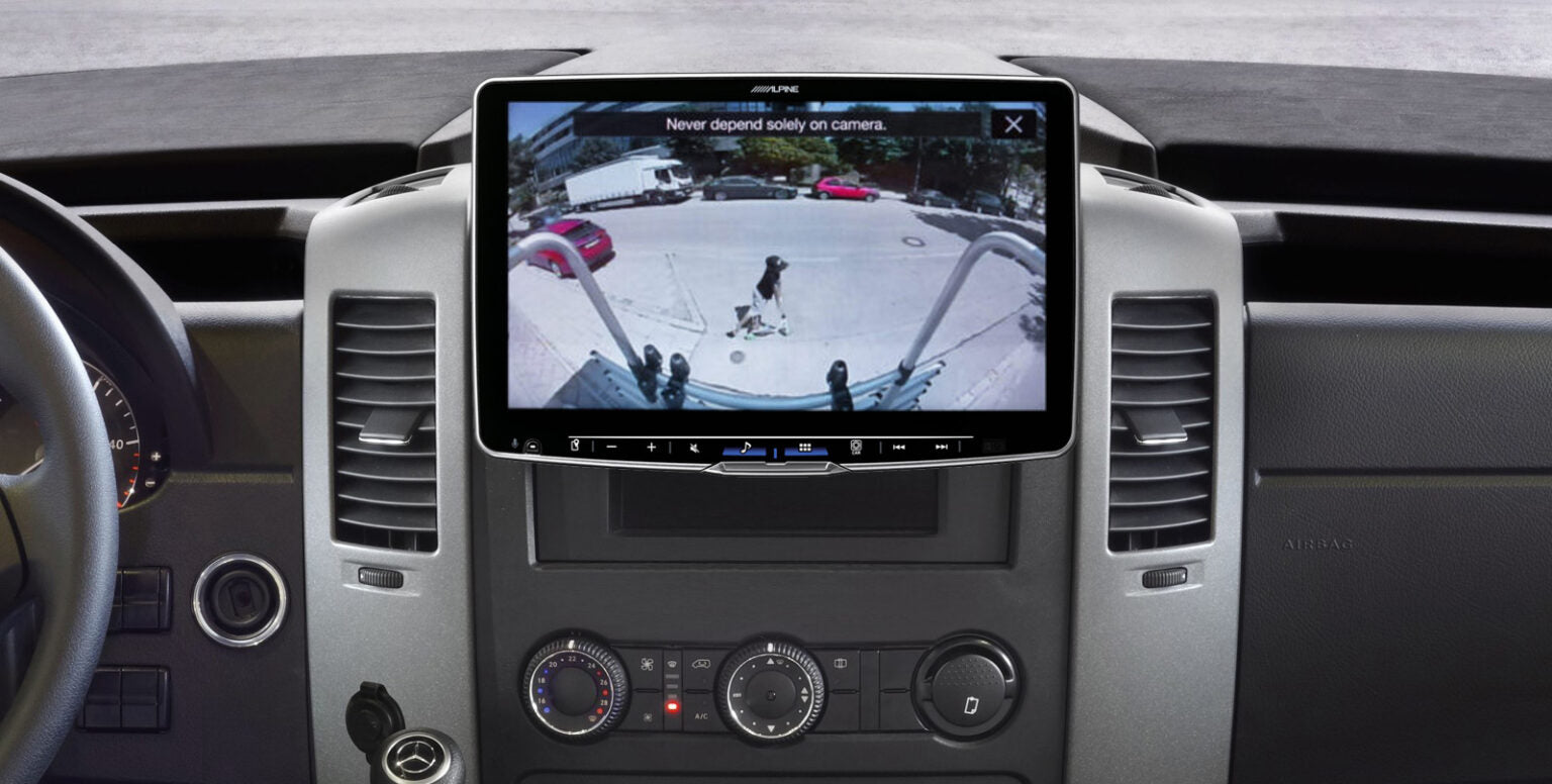 Alpine ILX-F115S906 11″ Halo player for MB Sprinter and VW Crafter