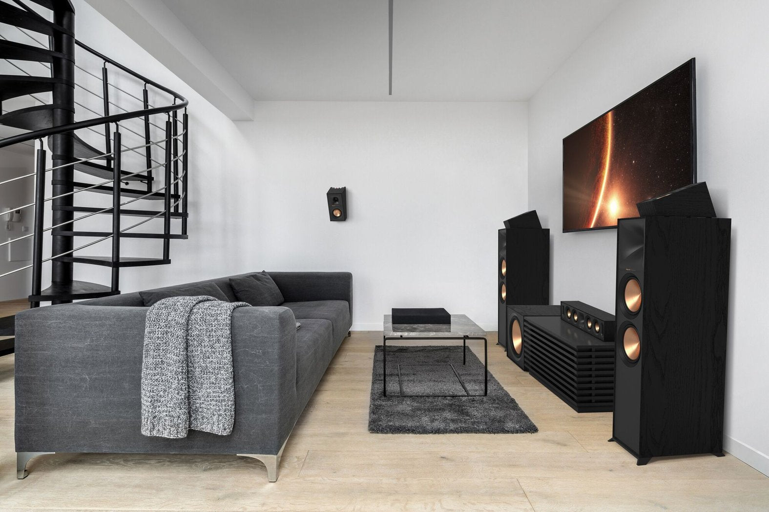 Klipsch R - 40M jalustakaiutinpari | Hifikaupat.fi