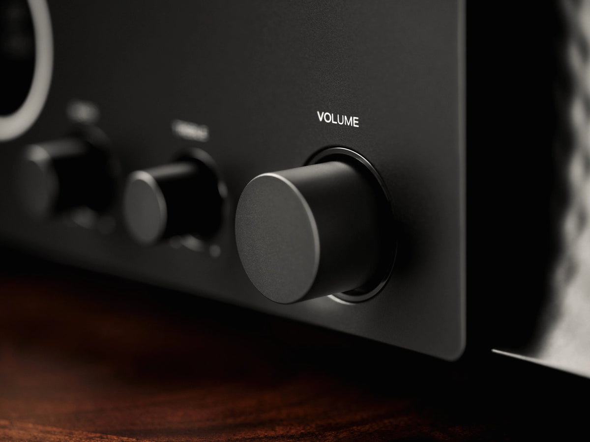 Marantz MODEL 70 Integroitu stereovahvistin HDMI ARC Bluetooth 2 x 50 W