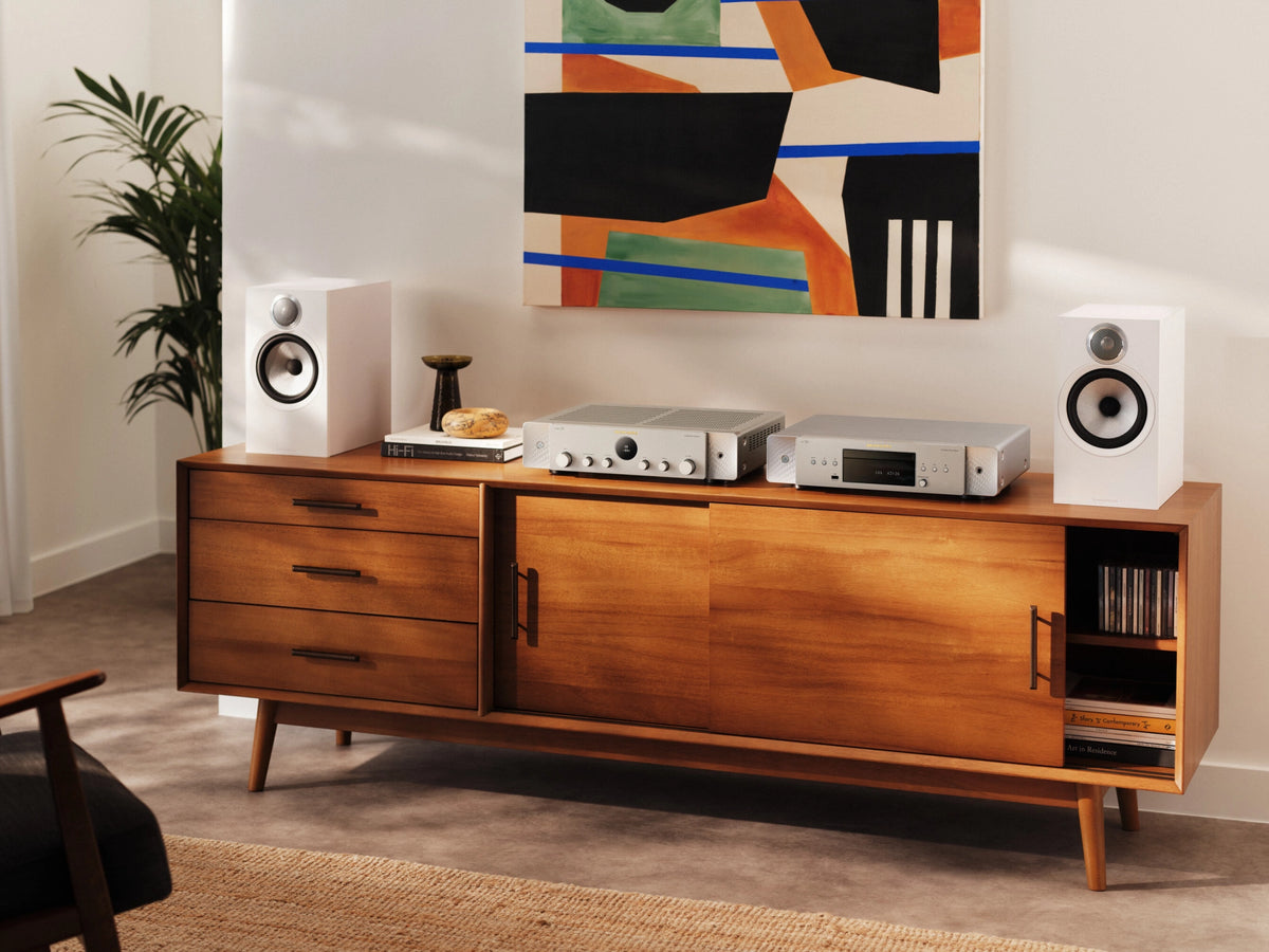 Marantz MODEL 70 Integroitu stereovahvistin HDMI ARC Bluetooth 2 x 50 W