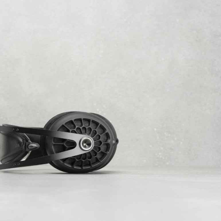 Meze Audio 105 AER over-ear headphones